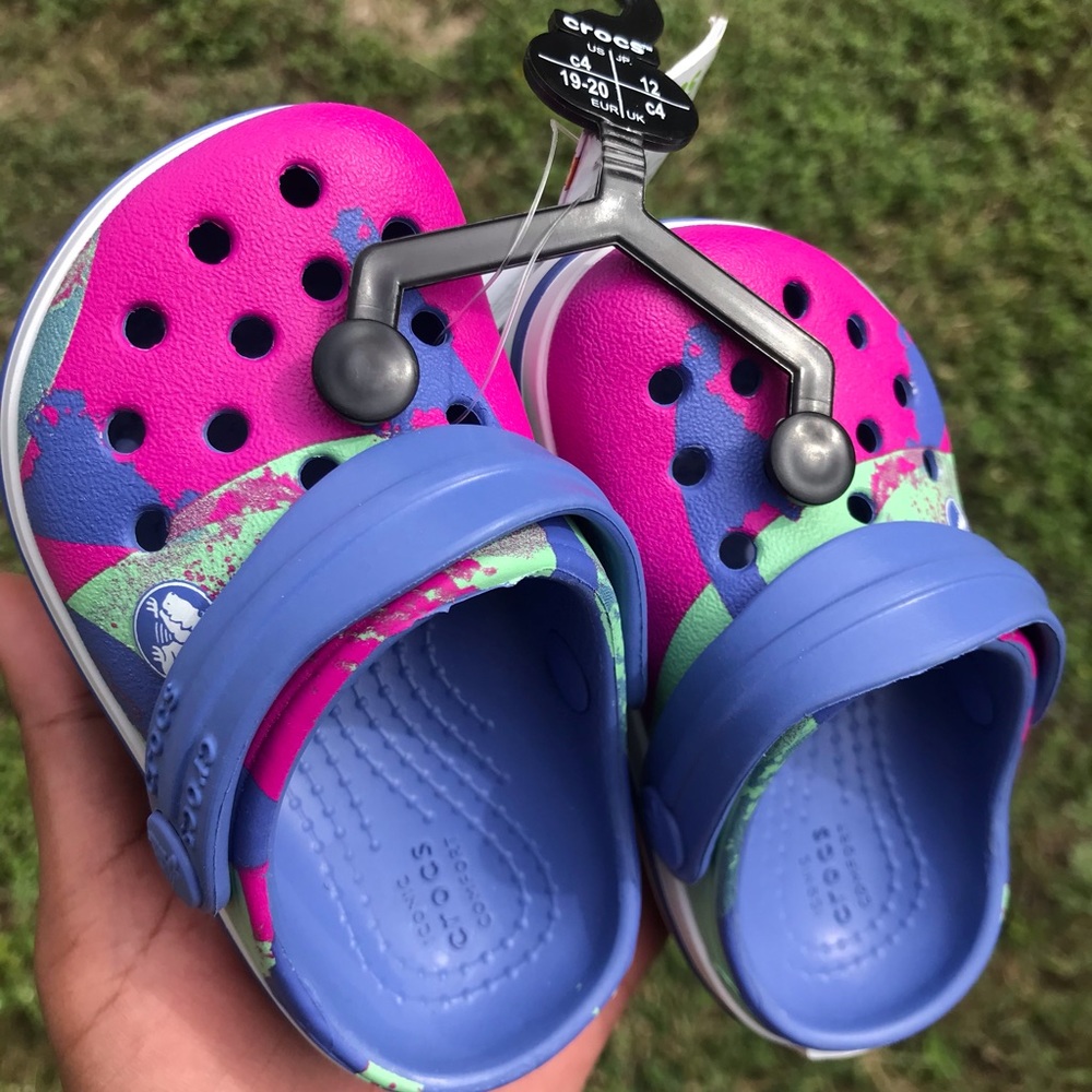 kid crocs